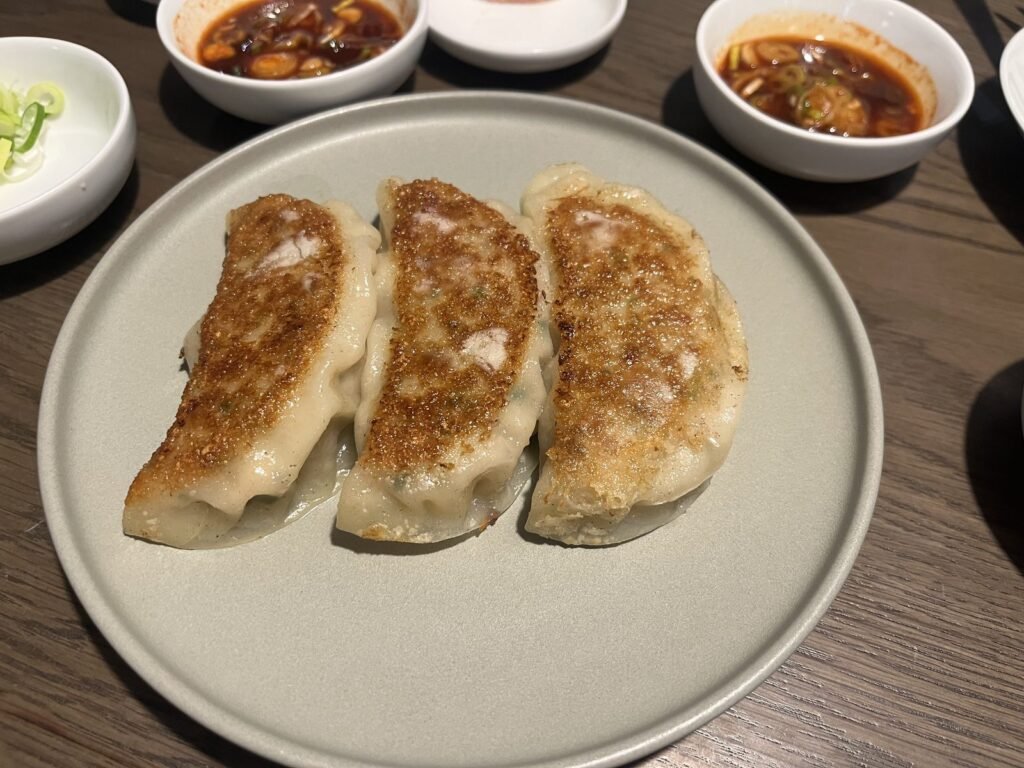 Pan-fried dumplings at Geodae Gomtang